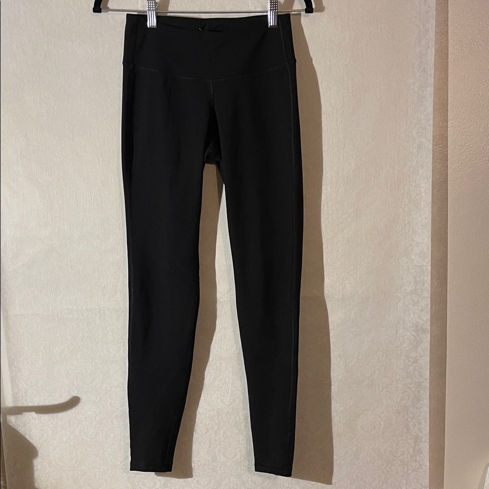 Old Navy Active Black Go-Dry Performance Leggings